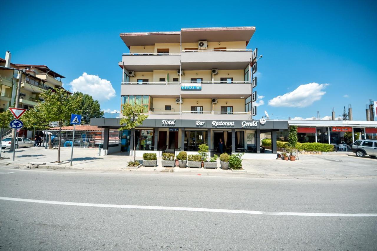 Double Room In Hotel Geraldo Kakavije Ngoại thất bức ảnh